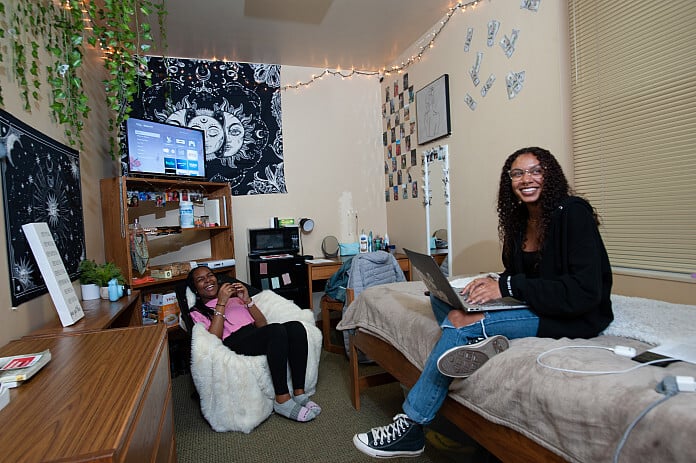 7327_52707855512_5d9250644d_o.rev.1679693084