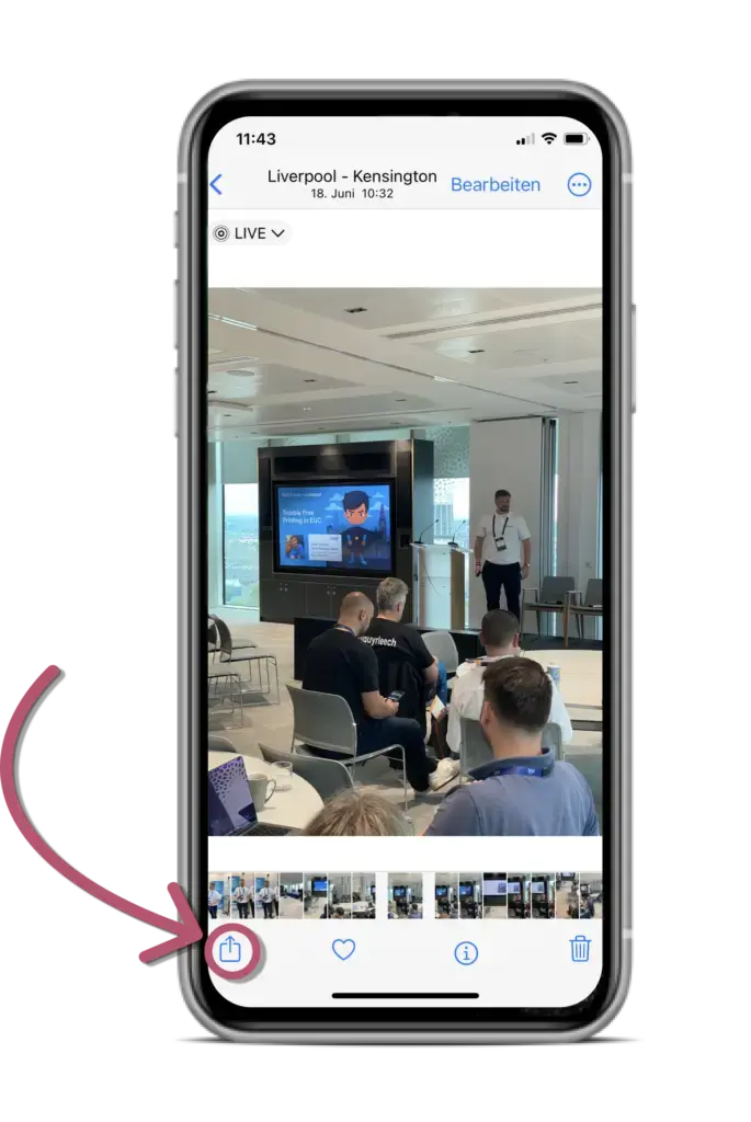 Wähle ein Dokument, das du drucken möchtest, aus einer deiner Anwendungen aus, z. B. Fotos, Dateien, und klicke auf die Teilen-Schaltfläche